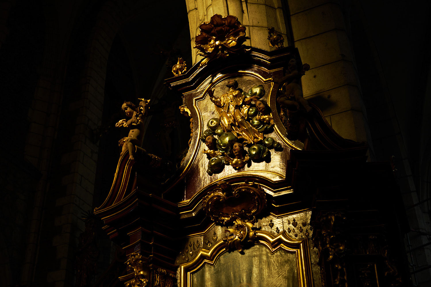 Interior of the Corpus Christi Basilica in Kraków, Poland 2018 - image: Michel Meijer