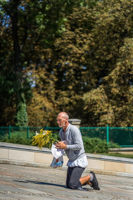 A pilgrim crawls the last few metres to the pilgrimage site of Jasna Góra on his knees. Image: Michel Meijer