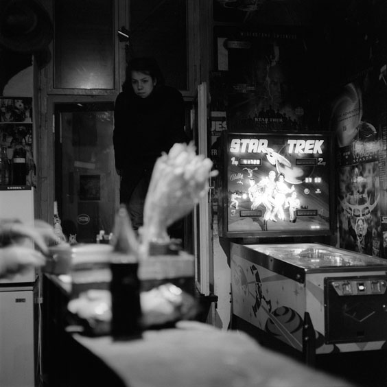 The Star-Trek pinball machine is an important status symbol in the reception area of the cinema. Image: Michel Meijer