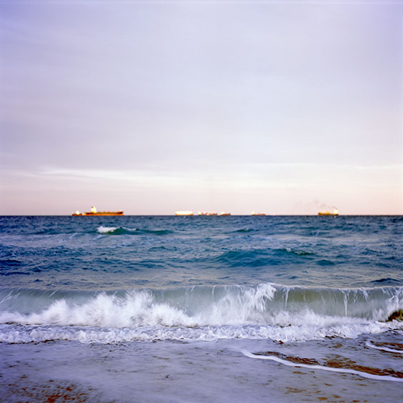 Shipping in the Mediterranean off the coast of El Saler. Image: Michel Meijer