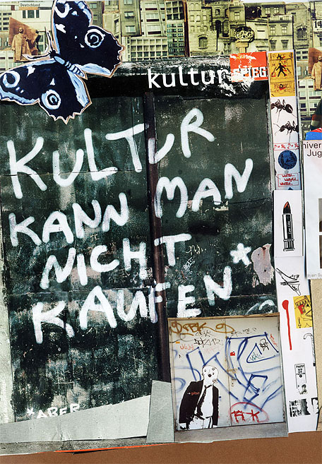 Text an einer Hauswand. Collage: Tim Roeloffs.
